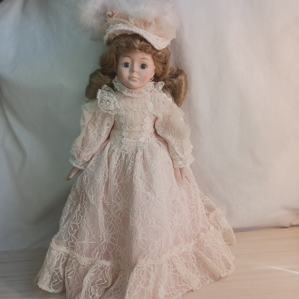 Vintage 1980s Bradley's Collectible Porcelain Doll 18" Victorian